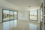 4 bedrooms Villa in Yas Island, UAE No. 7257 - Image 14