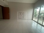 4 bedrooms Villa in Abu Dhabi Gate City, UAE No. 7526 - Image 5