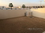 3 bedrooms Villa in Dubai, UAE No. 7608 - Image 3