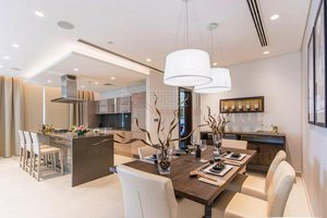 5 bedrooms Villa in Dubai, UAE No. 7673