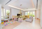 4 bedrooms Villa in Al Barsha, UAE No. 798 - Image 4