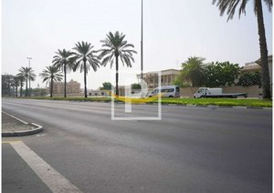 2307.1m² Land in Deira, UAE No. 8005