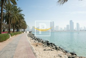 1380.2m² Land in Deira, UAE No. 8007