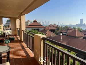 2 bedrooms Apartment in Palm Jumeirah, UAE No. 8010