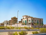 7 bedrooms Villa in Shakhbout City, UAE No. 8031 - villa in Dubai