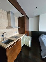 Studio in Dubai, UAE No. 8071 - Image 4