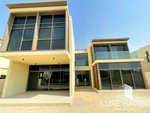 4 bedrooms Villa in Dubai Hills Estate, UAE No. 8082 - villa in Dubai