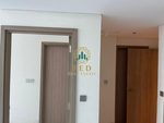 1 bedroom Apartment in Dubai Healthcare City, UAE No. 8137 - Image 6