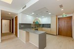 1 bedroom Apartment in Palm Jumeirah, UAE No. 8200 - Image 8