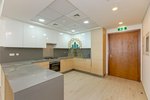 1 bedroom Apartment in Palm Jumeirah, UAE No. 8200 - Image 9