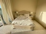 2 bedrooms Villa in Dubai, UAE No. 8425 - Image 8