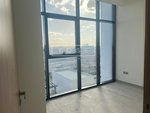 1 bedroom Apartment in Dubai, UAE No. 8452 - Image 5
