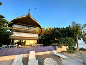 7 bedrooms Villa in The World Islands, UAE No. 8493