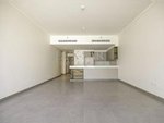3 bedrooms Apartment in Dubai, UAE No. 8517 - apartment in Dubai