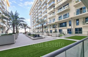 1 bedroom Apartment in Al Marjan Island, UAE No. 8619