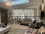 5 bedrooms Villa in Dubai, UAE No. 864 - Image 3