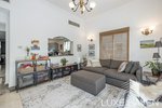 4 bedrooms Villa in Jumeirah Islands, UAE No. 8679 - Image 5
