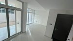 3 bedrooms Townhouse in Dubai, UAE No. 8699 - Image 9