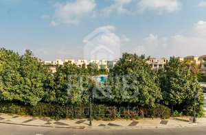 2 bedrooms Townhouse in Al Hamra Village, UAE No. 8712