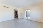 4 bedrooms Villa in Al Hamra Village, UAE No. 8715 - Image 5
