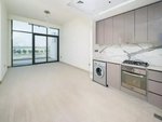2 bedrooms Apartment in Dubai, UAE No. 8750 - Image 3