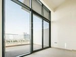2 bedrooms Apartment in Dubai, UAE No. 8750 - Image 7