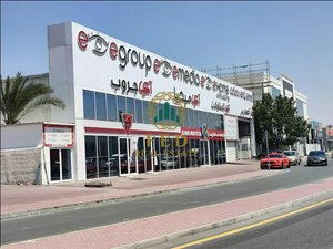 2090.4m² Building in Umm Suqeim, UAE No. 8756