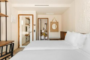 6503m² Building in Dubai, UAE No. 8915