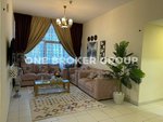 3 bedrooms Apartment in Dubai Studio City, UAE No. 914 - apartment in Dubai
