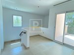 2 bedrooms Villa in Jumeirah Village Triangle, UAE No. 9144 - Image 3