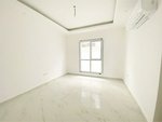 5 bedrooms Villa in Abu Dhabi, UAE No. 9212 - Image 3