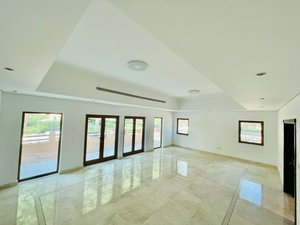 5 bedrooms Villa in Al Furjan, UAE No. 9233
