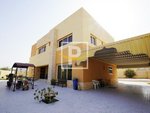 5 bedrooms Villa in Dubai, UAE No. 9341 - Image 11