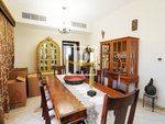 5 bedrooms Villa in Dubai, UAE No. 9341 - Image 28