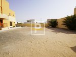 5 bedrooms Villa in Dubai, UAE No. 9341 - Image 35