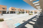 3 bedrooms Villa in Al Samha, UAE No. 944 - Image 2