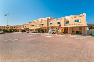 2 bedrooms Villa in Al Reef, UAE No. 954