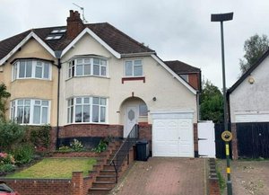 4 bedrooms House in Birmingham, United Kingdom No. 180