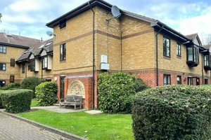 2 bedrooms Apartment in Leatherhead, United Kingdom No. 216