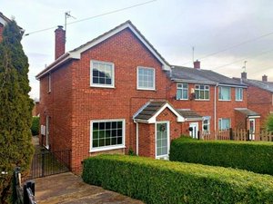 3 bedrooms House in Mansfield, United Kingdom No. 388