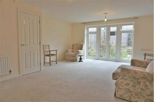 3 bedrooms House in Kent, United Kingdom No. 415