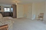 3 bedrooms House in Kent, United Kingdom No. 415 - Image 5