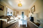 3 bedrooms House in Leeds, United Kingdom No. 418 - Image 2