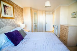 3 bedrooms House in Leeds, United Kingdom No. 418