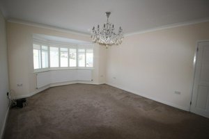 5 bedrooms House in Gravesend, United Kingdom No. 422