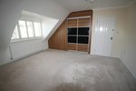 5 bedrooms House in Gravesend, United Kingdom No. 422 - Image 10