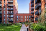 2 bedrooms Apartment in Birmingham, United Kingdom No. 428 - Image 5