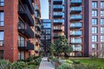 2 bedrooms Apartment in Birmingham, United Kingdom No. 428 - Image 7