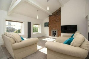 297m² Office in Birkenhead, United Kingdom No. 449