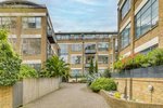 2 bedrooms Apartment in London, United Kingdom No. 659 - apartment in United Kingdom